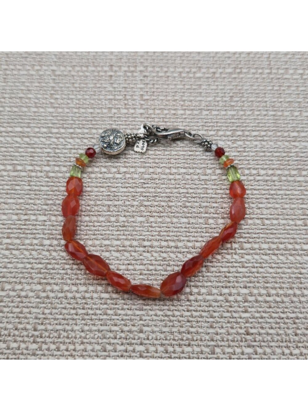 7 Inch Sterling Silver Carnelian Bracelet With Peridot Bead Accents B1518